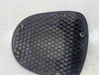 SEAT Altea 1 generation (2004-2013) Loudspeaker cover 5P0867150,186004601 23944164