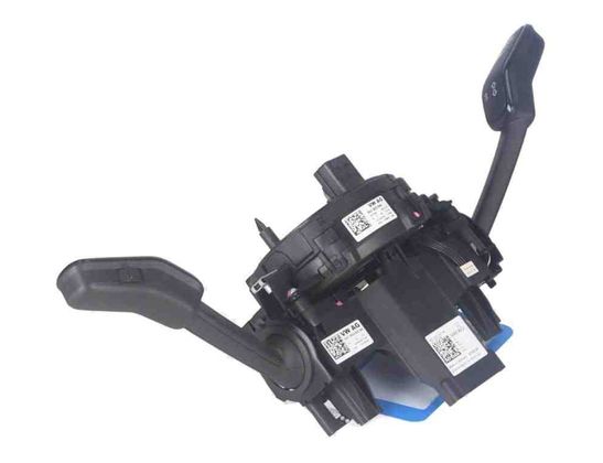 VOLKSWAGEN Passat B8 (2014-2023) Подрулевой переключатель 5Q1953502AA 30624200