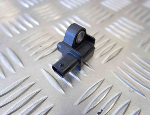 VOLKSWAGEN Tiguan 2 generation (2016-2024) Датчик удара передний левый 5Q0959651B 14619637