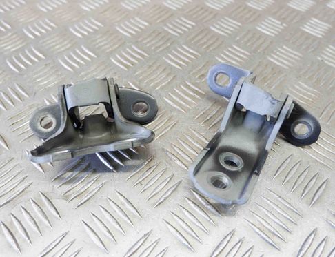 TOYOTA RAV4 3 generation (XA30) (2005-2012) Right front door hinge kit 68710-12151,68710-12150,68730-33020,68730-33021 29843106