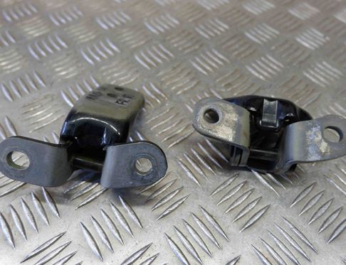TOYOTA Yaris 2 generation (2005-2012) Right front door hinge kit 68710-0D040,68710-12151,68730-0D030,68730-33021 29847205
