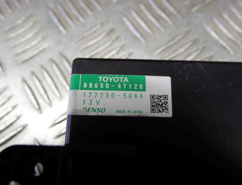 TOYOTA Prius Plus 1 generation (2012-2020) Other Control Units 88650-47120 31223342