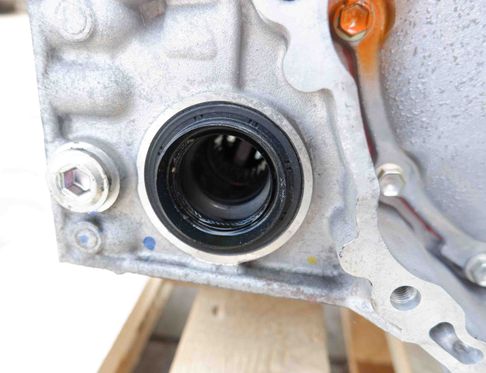 TOYOTA Auris 2 generation (2012-2015) Gearbox 30900-47064,30900-47063,P410 32031376