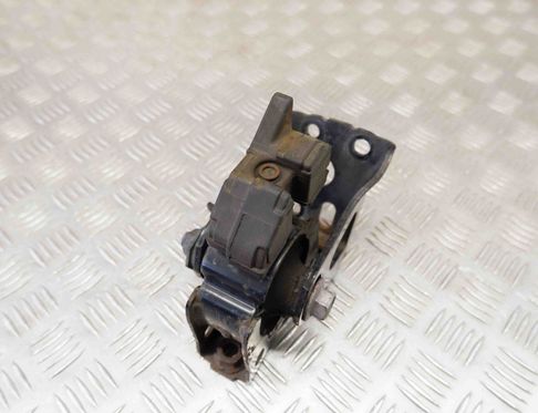 TOYOTA Prius Plus 1 generation (2012-2020) Front engine mount 12311-37090,12361-37150 32431766