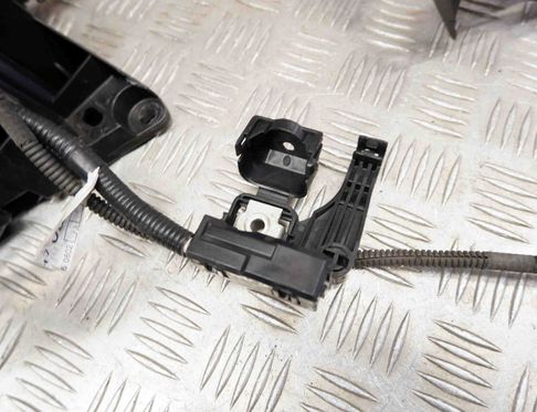 TOYOTA Prius Plus 1 generation (2012-2020) Fuse Box 077500-5191,82112-47030,82641-71010,82662-47140,89173-75010 32551771