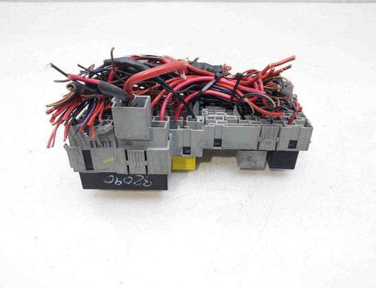 OPEL Corsa C (2000-2006) Fuse Box 13142780 20629070