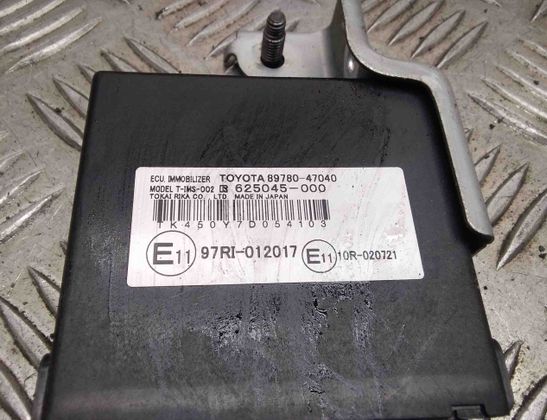 TOYOTA Prius 2 generation (XW20) (2003-2011) Блок управления иммобилайзера 8978047040,625045000 13779496
