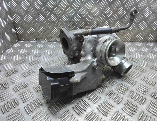 BMW 3 Series E90/E91/E92/E93 (2004-2013) Turbīna 724779,781019903d,4933500220,tf035hl6b,tf035hl6b13tb 31221707