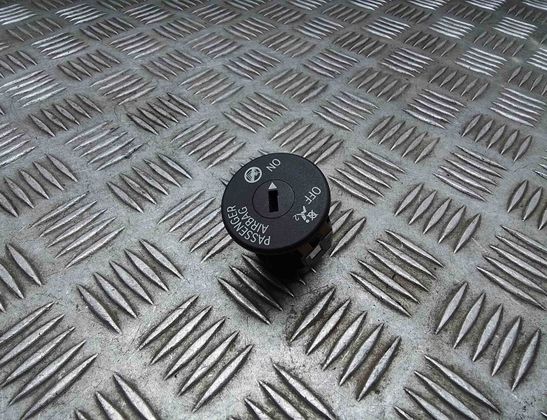 BMW 5 Series F10/F11 (2009-2017) SRS Switch 9326501,61319326501,932650101,6131932650101 32067589