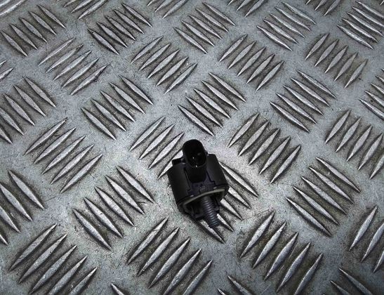 BMW 5 Series F10/F11 (2009-2017) Crash Impact Sensor 65779224178,6577922417801,779224178,77922417801,9224178,922417801 32081226