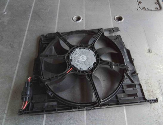 BMW 5 Series F10/F11 (2009-2017) Diffuser Fan 17427612453,7612453,a07949114,l1850974101,67327594610,6732759461001,759461001,7594610,a54921,a54921111 32109121