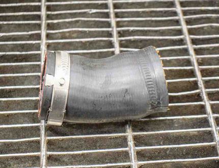 AUDI Q3 8U (2011-2020) Left Side Intercooler Hose 1K0145828T 10875170