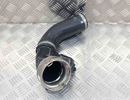 VOLVO XC60 2 generation (2017-2024) шланг радиатора интеркулера 31422061,31422095 11462909