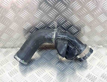 VOLVO XC60 2 generation (2017-2024) шланг радиатора интеркулера 31422061,31422095 11462909