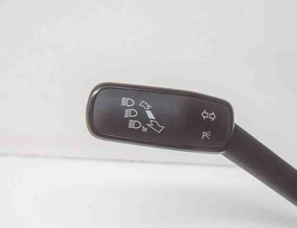 VOLKSWAGEN Tiguan 2 generation (2016-2024) Подрулевой переключатель 10141984,5Q1953507 11718149