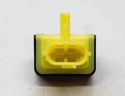 TOYOTA Prius 4 generation (XW50) (2015-2023) Задний правый датчик удара 89831-28040 11843838