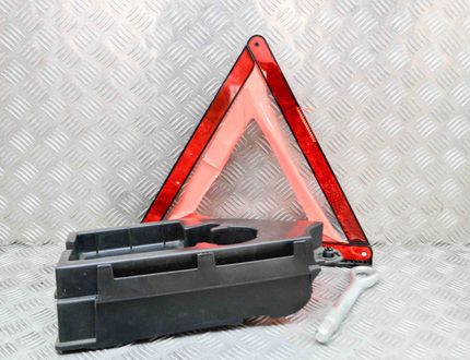 MERCEDES-BENZ A-Class W176 (2012-2018) Other Interior Parts A2468900300 14581608