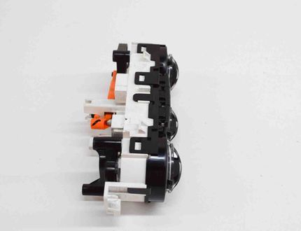 PEUGEOT 208 Peugeot 208 (2012-2015) Klimata kontroles modulis T1013332G,E1063173,96722483ZD 15316605