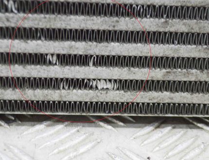 BMW 5 Series F10/F11 (2009-2017) Радиатор интеркулера 7805629 20206855