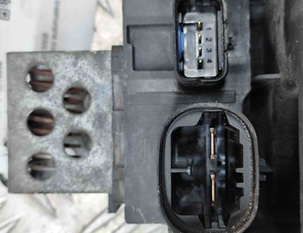 PEUGEOT 5008 1 generation (2009-2016) Fan Relay 9673999880 21734500