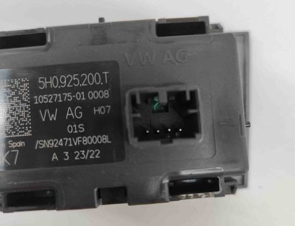 VOLKSWAGEN Golf 8 generation (2019-2023) Hazard button 5H0925200T 21839469