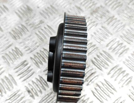 VOLVO XC40 1 generation (2017-2024) Sadales vārpstas skriemelis 32213917 24693390