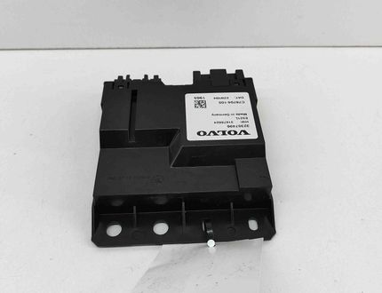 VOLVO XC60 2 generation (2017-2024) Блок управления крышки багажника 32357496,31676624,C76704-105 25273692
