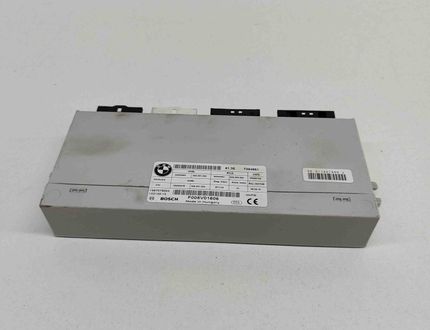 BMW 5 Series F10/F11 (2009-2017) Aizmugurējā vāka / bagāžnieka vadības bloks 7394651,F005V01606 26264909