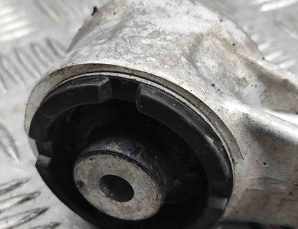 MERCEDES-BENZ C-Class W205/S205/C205 (2014-2023) Верхний рычаг передний правый A2053305601 28279151