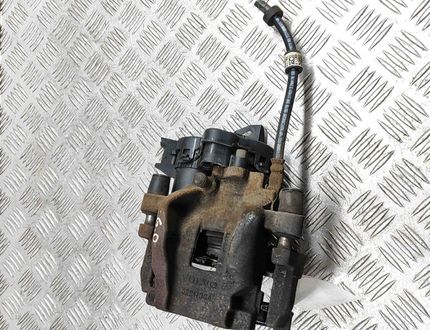 VOLVO XC60 2 generation (2017-2024) задний правый суппорт 32217364,31687555 28597939