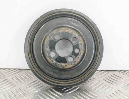 AUDI A4 B8/8K (2011-2016) Шкив коленчатого вала 03G105243 2940557