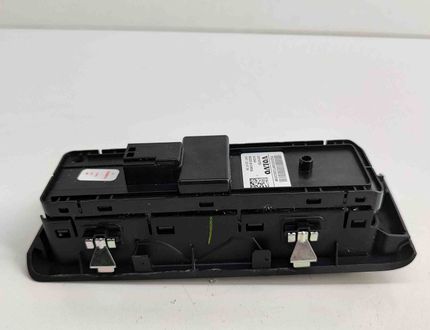 VOLVO XC40 1 generation (2017-2024) Priekšējo labo durvju logu pacelšanas slēdži 32319765 29813002