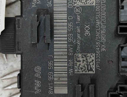 AUDI Q5 FY (2016-2024) Aizmugurējo labo durvju vadības bloks 8W1959595J,8W1959595D 30306729
