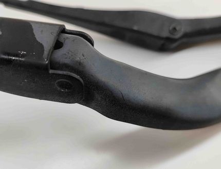 BMW M4 F82/F83 (2013-2020) Priekšējie stikla tīrītāji 7297557,7260485 30422404