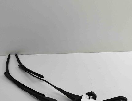 BMW M4 F82/F83 (2013-2020) Priekšējie stikla tīrītāji 7297557,7260485 30422404