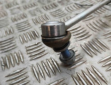 BMW X7 G07 (2018-2024) Front Right Stabilizer Link 6881808 30905762