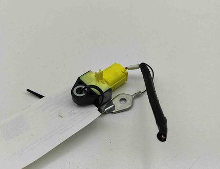 TOYOTA Hilux 8 generation (2015-2024) Датчик удара передний правый 89831-0K040,898310K040 31234368