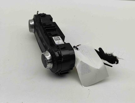 MERCEDES-BENZ A-Class W176 (2012-2018) Climate Control Unit A2469002208,A2469010705,5HB010445-04 31382890