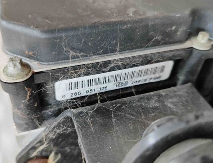 RENAULT Twingo 2 generation (2007-2014) Абс блок 8201128679,0265951128 31602568