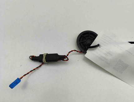 BMW X7 G07 (2018-2024) Aizmugurējo kreiso durvju skaļrunis 6809632 31668226