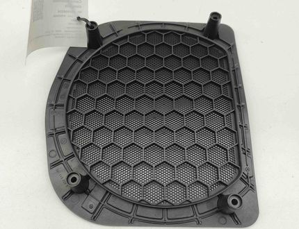 BMW X7 G07 (2018-2024) Loudspeaker cover 2622511 31668234