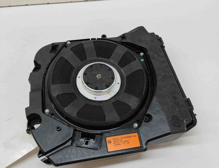 BMW M6 F06/F12/F13 (2012-2018) Низкочастотный динамик с правой стороны 9169688 31722966