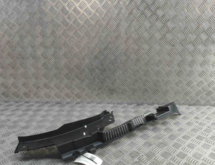 VOLVO XC60 2 generation (2017-2024) Front  Wiper Cowl Trim 32216110 31872945