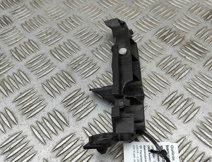 AUDI TT 8S (2014-2024) Rear Left Bumper Bracket 8S0807375 32236093