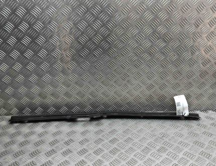 VOLVO V60 2 generation (2018-2023) Engine Cover Rubber 32277230 32395688