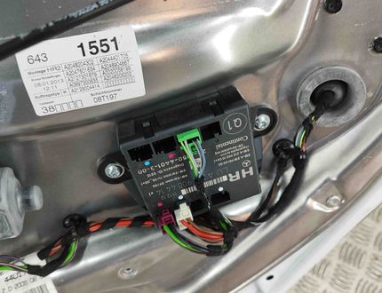 MERCEDES-BENZ C-Class W204/S204/C204 (2004-2015) Rear Right Door A2047300205 32428861