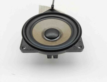 BMW 5 Series G30/G31 (2016-2023) Paneļa skaļrunis 2622468,8927028206A 32597261