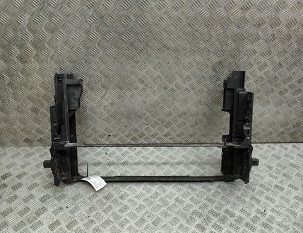 BMW 7 Series F01/F02 (2008-2015) Radiatoru kronšteini 7804617 32875022