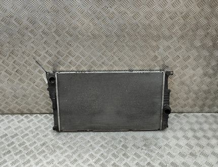 BMW 4 Series F32/F33/F36 (2013-2020) Охлаждающий радиатор 7600523 32878189