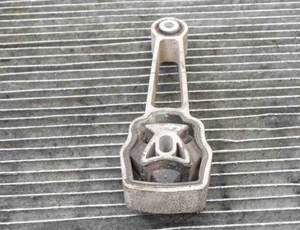 VOLVO XC60 2 generation (2017-2024) Dzinēja stiprinājums/spilvens labajā pusē 31430441 4075199